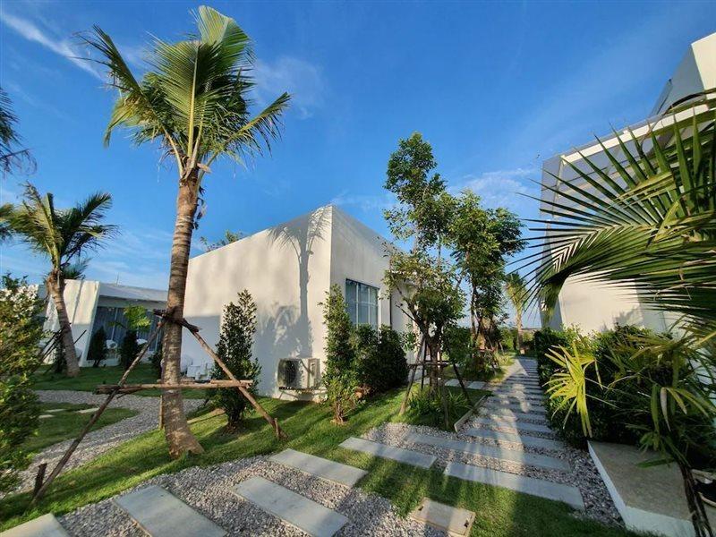 Meet Boutique Resort Szuratthani Kültér fotó