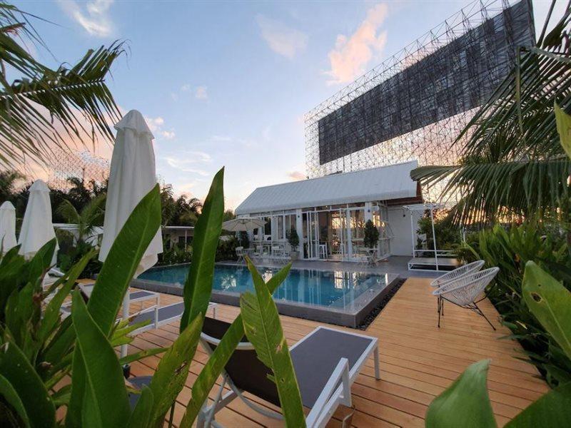 Meet Boutique Resort Szuratthani Kültér fotó
